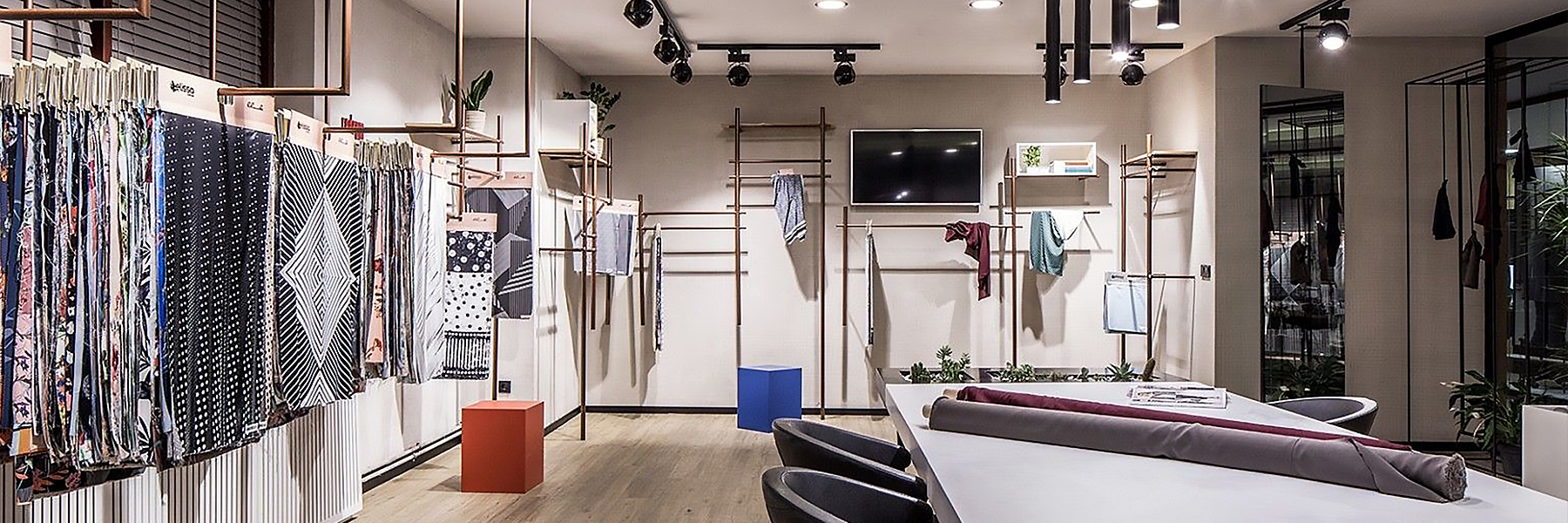 Suzhou makulay na isda Textile Co, Ltd.